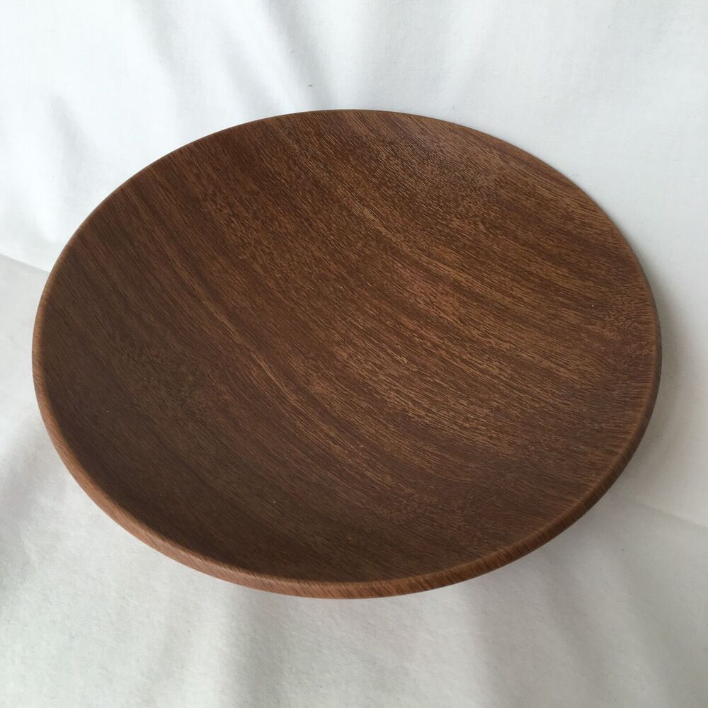 Vanity Round Faux Wood Grain Metal Bowl - Metal Feet